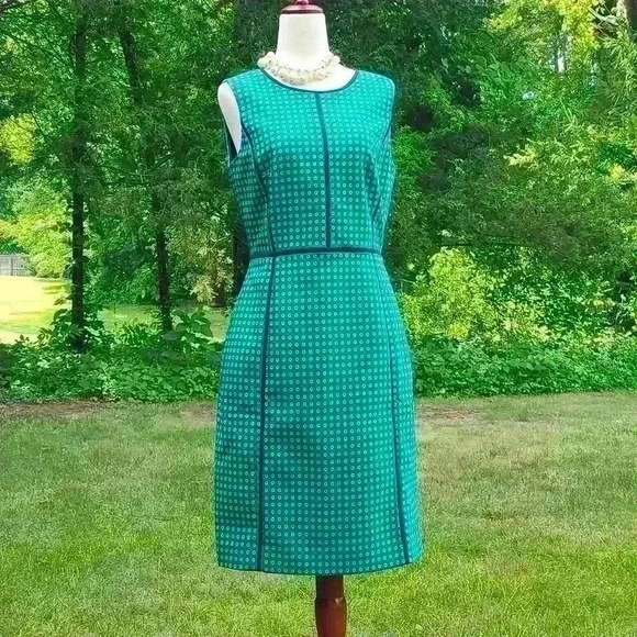 J crew green with small dot flowers dress size 4 - Picture 17 of 17